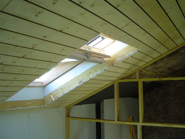 Aménagement de combles - Lambris plafond (à joint ouvert)